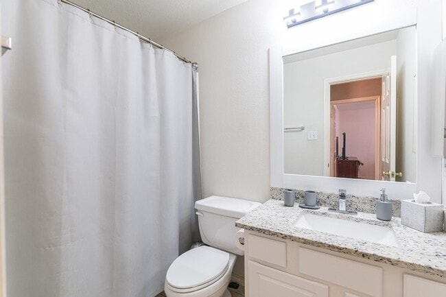 Building Photo - 46 S Wynnoak Cir