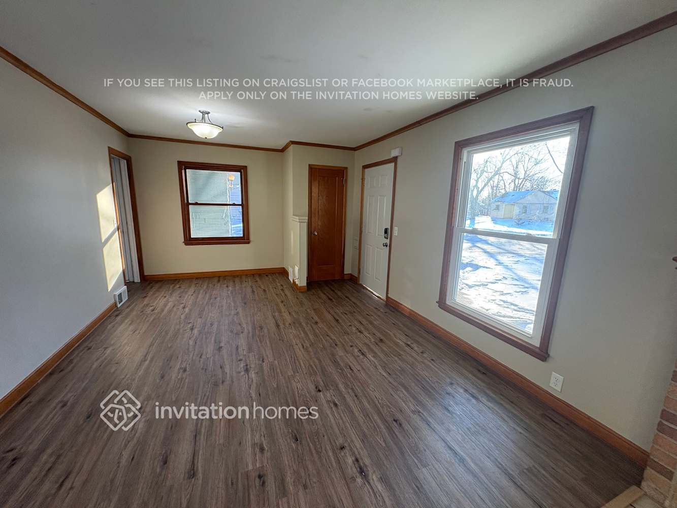 Building Photo - 2940 Orchard Ave N