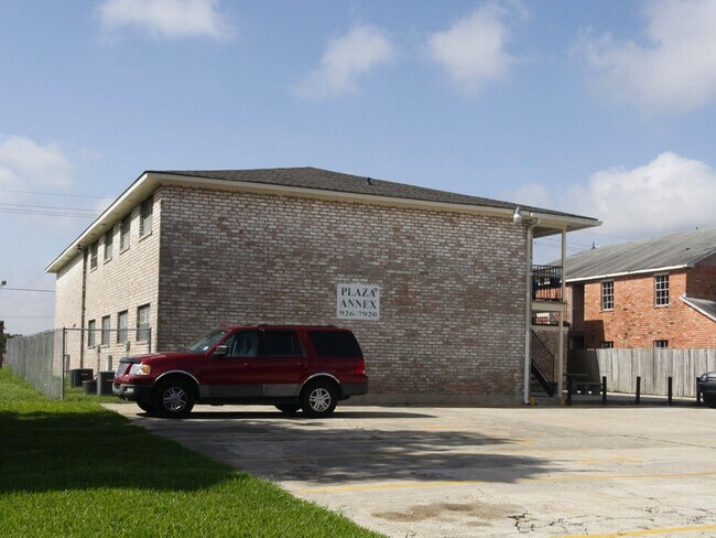 Building Photo - 6752 Titian Ave