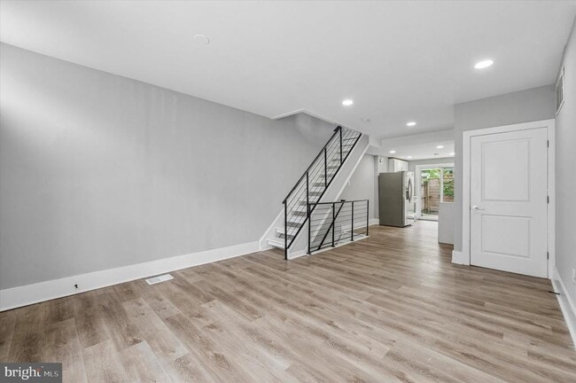 Building Photo - 1512 S Bailey St