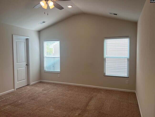 Building Photo - 127 Sundew Rd
