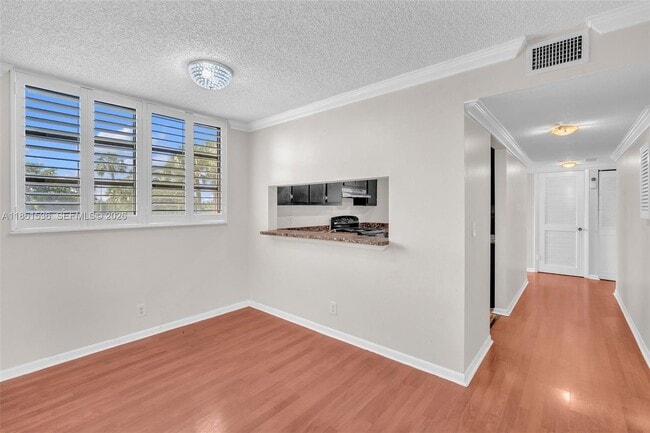 Building Photo - 6575 W Oakland Park Blvd