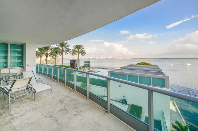 Building Photo - 1331 Brickell Bay Dr