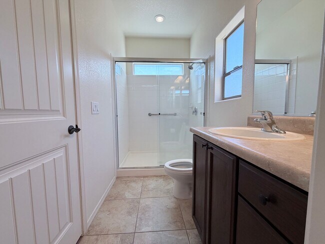 Building Photo - 3BR/2BA/2CG 1,401 sq.ft. rental with Community POOL in Sierra Vista, AZ