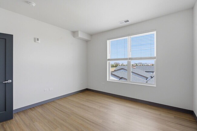 Building Photo - 1217 Rock Run Crossings Dr
