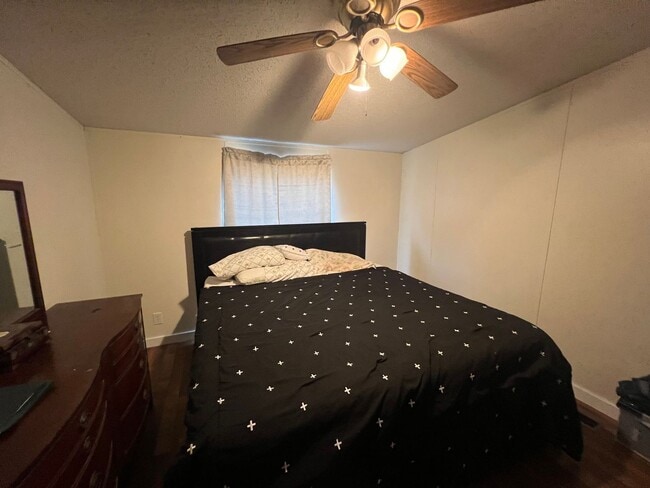 Building Photo - COMING LATE-FEBRUARY 2026! (Pet Friendly)