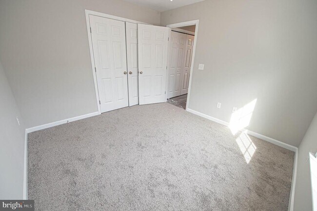 Building Photo - 239 Morgans Ct