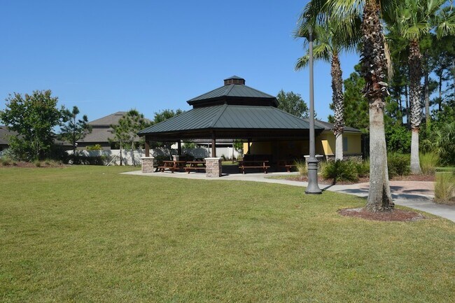 Building Photo - 4060 Dragonfly Dr