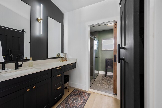 Building Photo - 10561 Paso Fino Dr