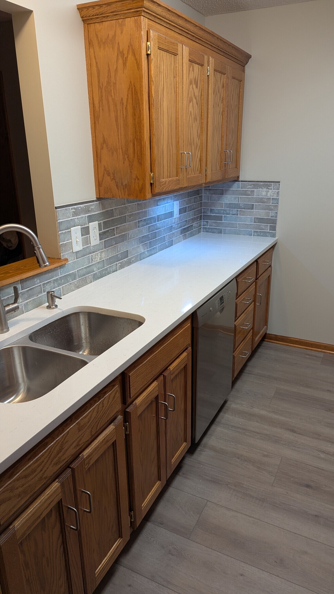 Kitchen - 245 SW Chartwell Pl