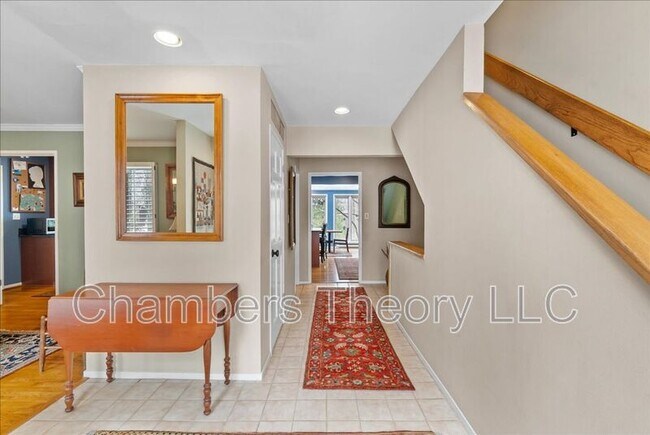 Building Photo - 8709 Hidden Hill Ln