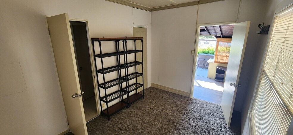 Building Photo - 1726 Ocean Way