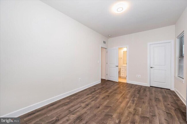 Building Photo - 45366 Daveno Square