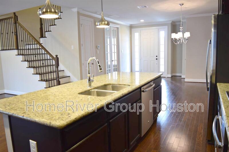 Building Photo - 215 Kendrick Pines Blvd