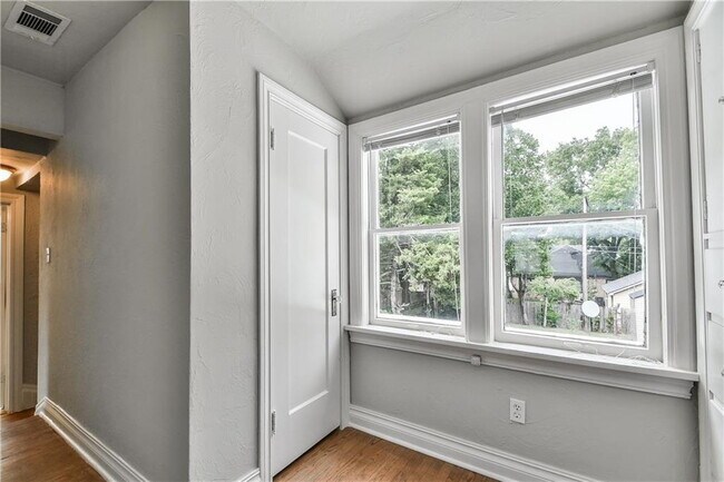 Building Photo - This is where timeless style meets today's conveniences.