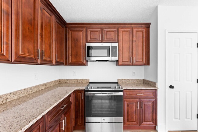 Building Photo - 4 Bedroom SFH in Palm Coast