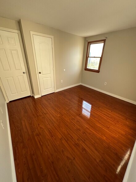 Building Photo - 62 Sprague St