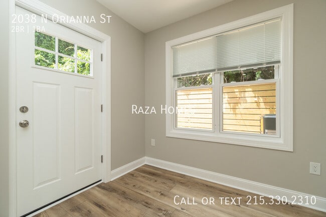 Building Photo - 2038 N Orianna St