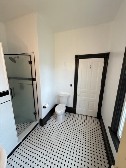 Water and Electricity Included! - 500 Stuart Ave