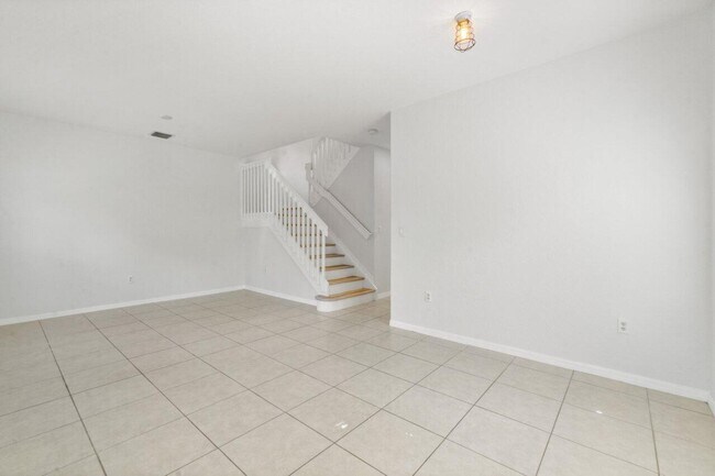 Building Photo - 406 Lake Monterey Cir