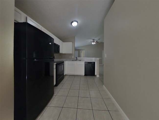 Building Photo - 3215 Kelling St