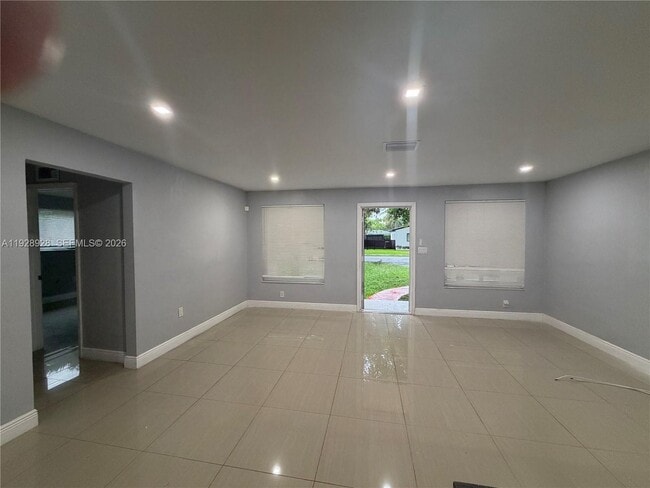 Building Photo - 45 NW 99th St