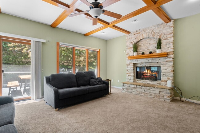 Building Photo - 254 Hunters Trail