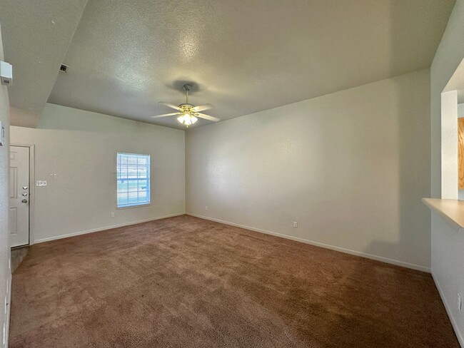 Building Photo - 3803 El Paso Dr