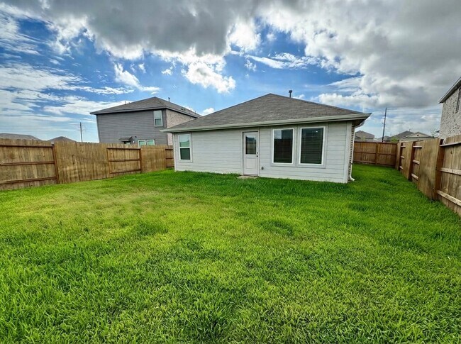 Building Photo - 26710 Dalmatian Bellflower Dr