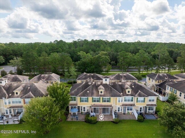 Building Photo - 539 Hedgewood Dr