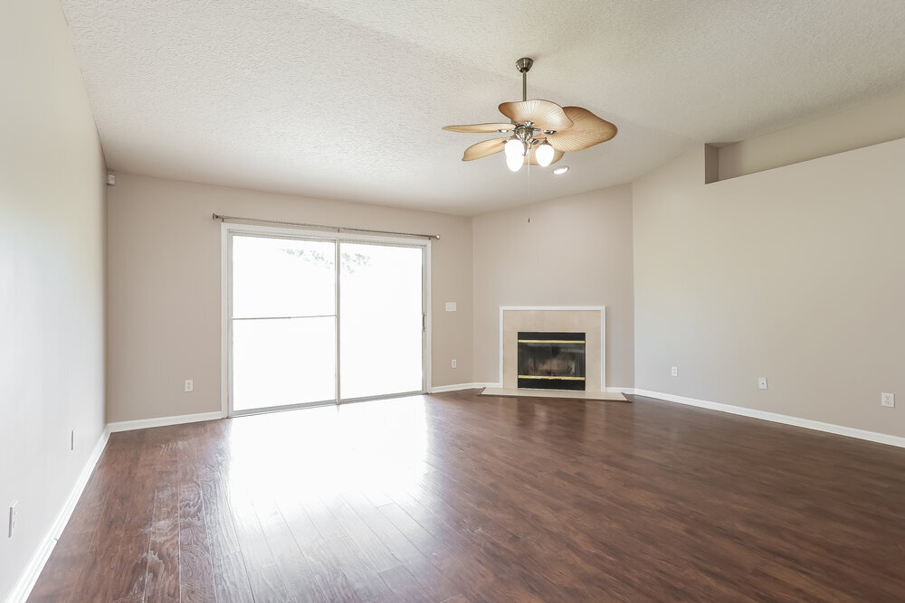 Building Photo - 14011 Crestwick Dr W