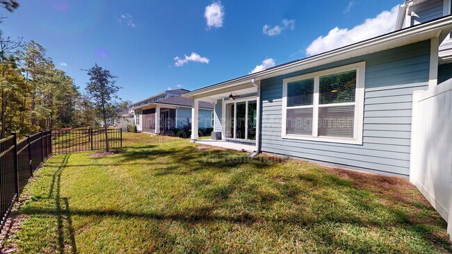 Building Photo - 389 Charlie Way