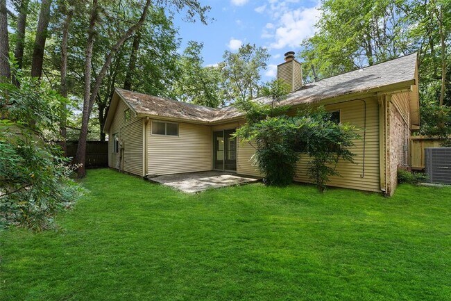 Building Photo - 32 N Pathfinders Cir