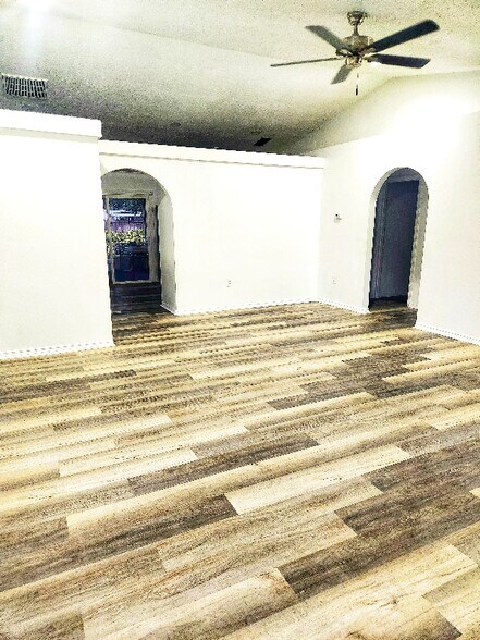 Building Photo - 5710 Graham St