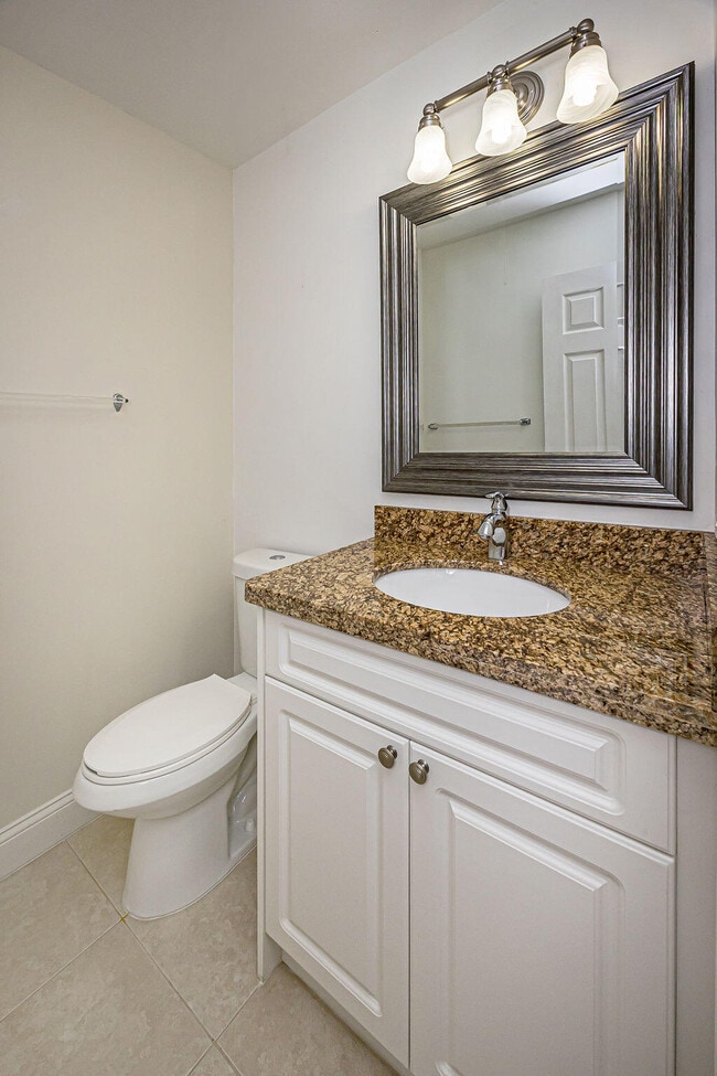 Building Photo - 14404 Canalview Dr