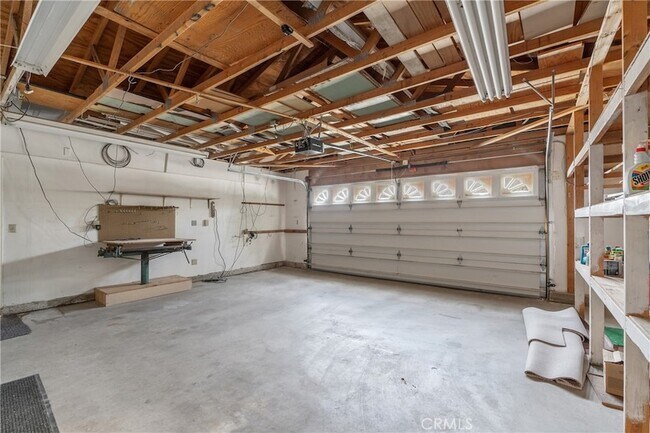 Building Photo - 43805 Nicole St