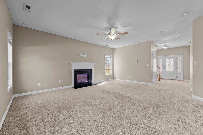 Building Photo - Welcome to Wynbrookee Lane!