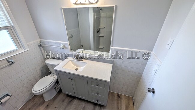 Building Photo - Spacious Updated Home on 1.6 Acres – Prime Location Near Arden, Fletcher & Mills River