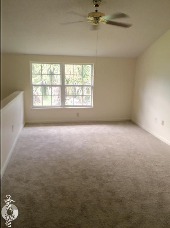 Building Photo - Loft-Style 2-Story Townhouse – Available January 1st!