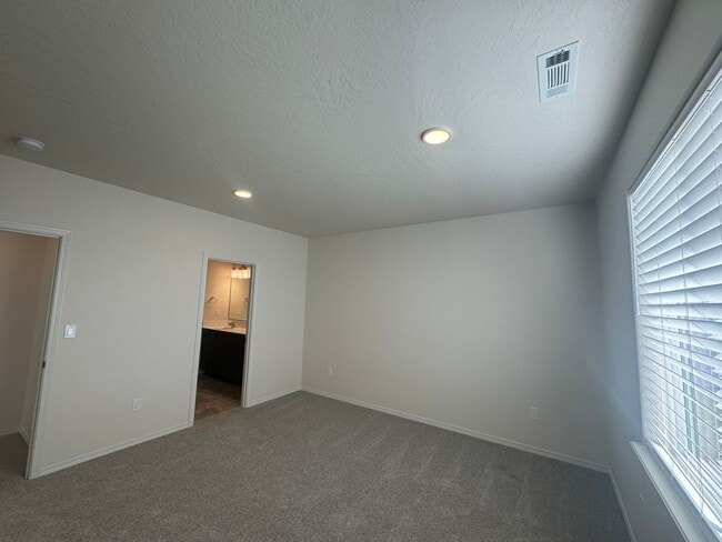 Building Photo - Non-Refundable & Security Deposit Total: $...