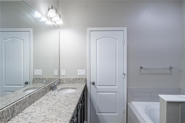 Building Photo - 11926 Sands Cv