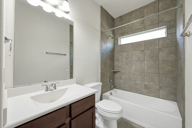 Building Photo - 30119 Saw Oaks Dr