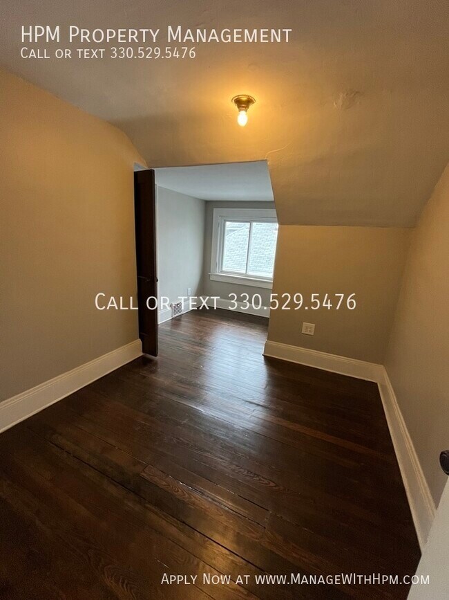 Building Photo - 59 S Highland-3