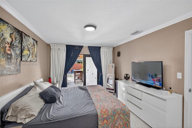 Building Photo - Southwest 127th Avenue, Miami, FL 33175 - 3 BR 2.5 BA single-family home