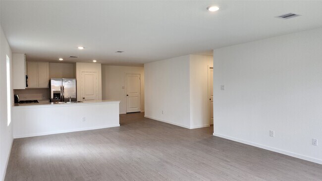 Building Photo - 16218 Rustic Pr Dr