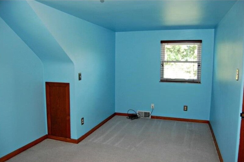 Building Photo - 151 Dicio St