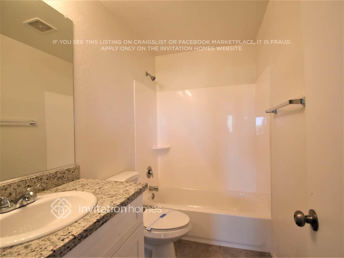 Building Photo - 917 S 224th Ln