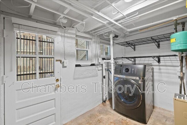 Building Photo - 1343 28th St NW