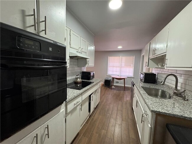 Building Photo - 3080 Forrest Park Rd SE