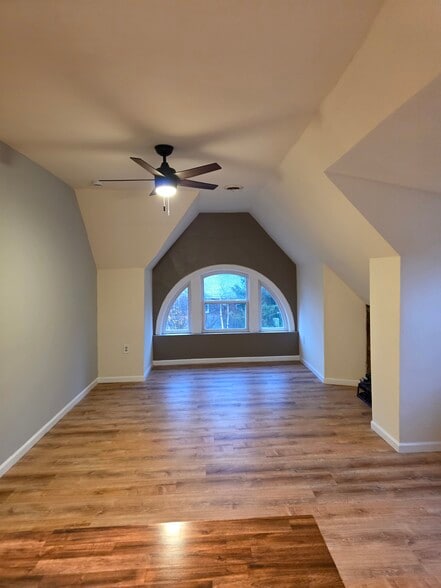 Primary Photo - 5487 Hays St